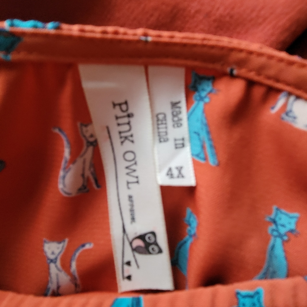 Plus size mod style polyester orange dress shirt with cat pattern - Picture 2 of 3